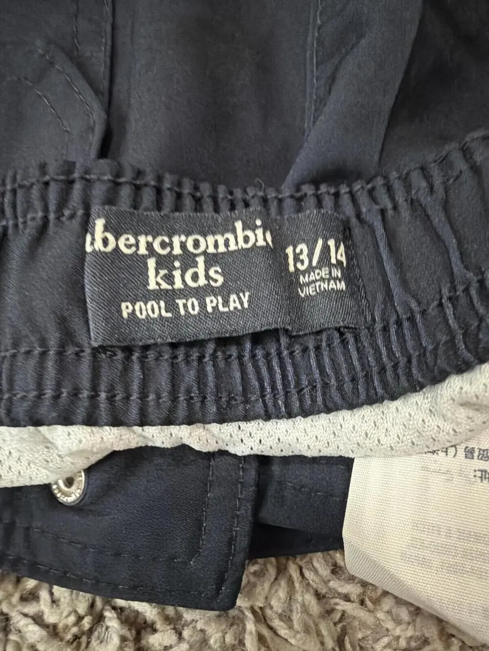 Abercrombie Kids Pool to Play Navy Shorts - Boys 13/14